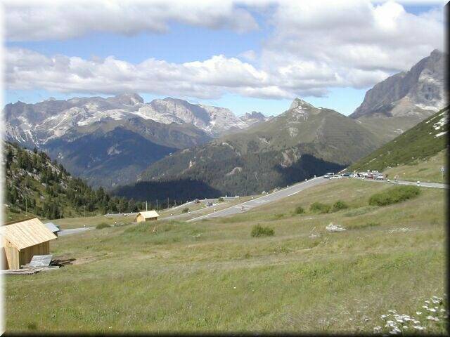 Passo di Pordoj - 25 Kehren Westeite